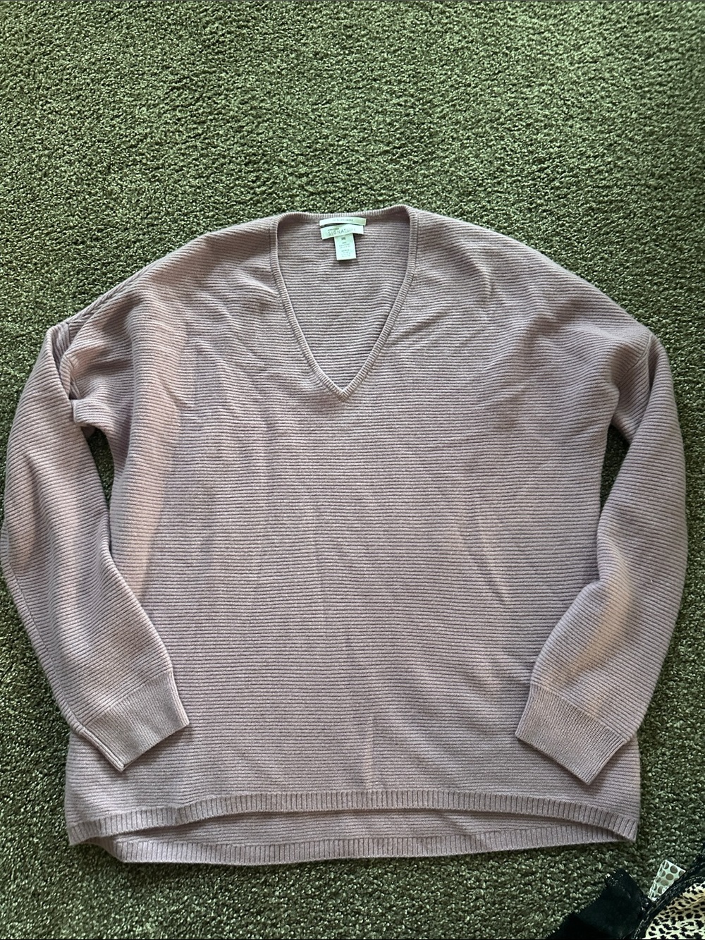 Nordstrom Women's V-Neck Sweater in Dusty Mauve